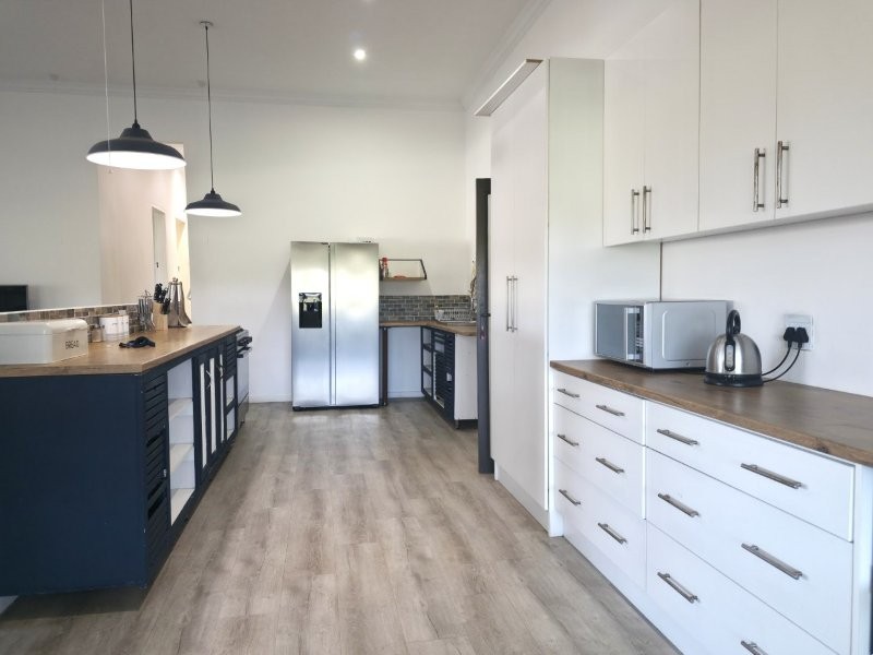 4 Bedroom Property for Sale in C Place Eastern Cape